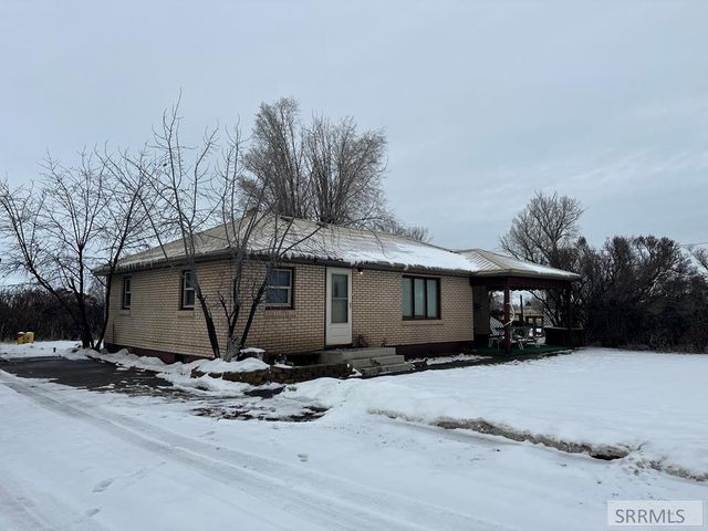 $435,000 | 35 North 3700 East