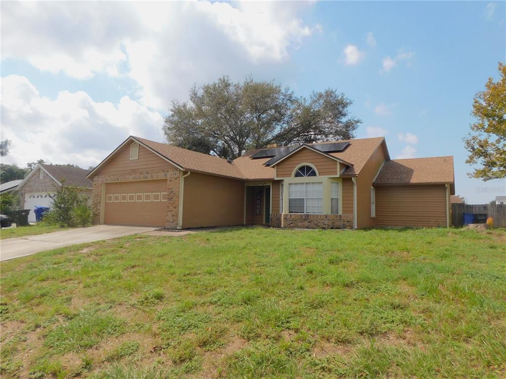 NEW roof and NEW solar panels in 2024 (assumable or owner will pay them off with acceptable offer!), Large lot (1/4 acre), NO HOA