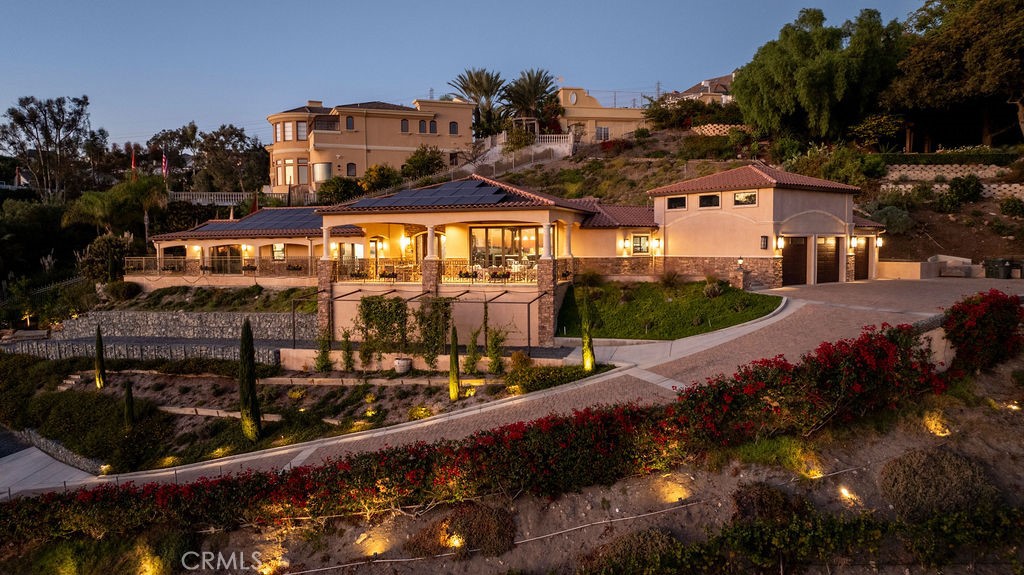 a view of a house with outdoor space