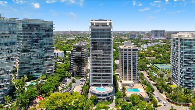 $8,500 | 2655 South Bayshore Drive, Unit 405 | The Grove