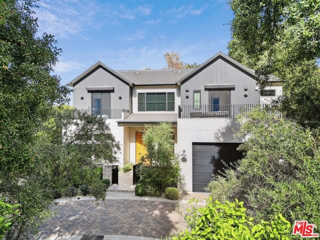 $5,885,000 | 17107 Rancho Street | Encino