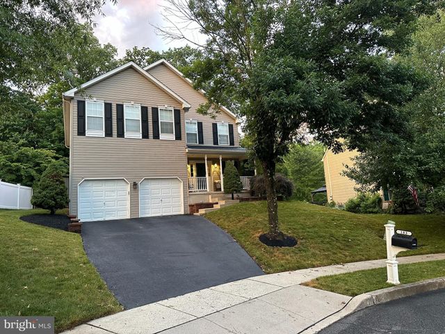 $475,000 | 183 Ivy Lane | Upper Frederick Township - Montgomery County