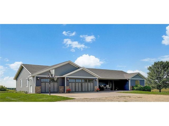 $650,000 | 5014 250th Street East | Hampton Township - Dakota County