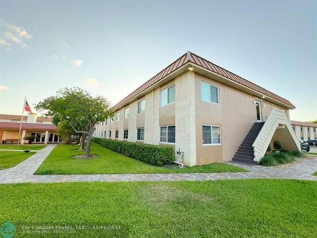 $299,000 | 12 Northeast 19th Court, Unit 204A | Wilton Manors