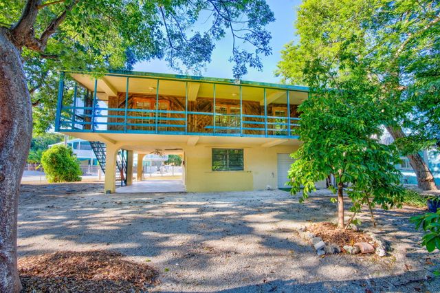 $1,050,000 | 27 Lycaloma Avenue | Key Largo