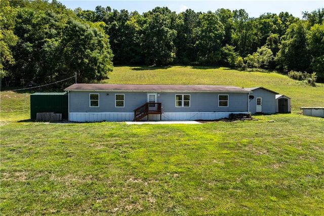 $165,000 | 610 Pleasant Valley Road | Buffalo Township - Washington County