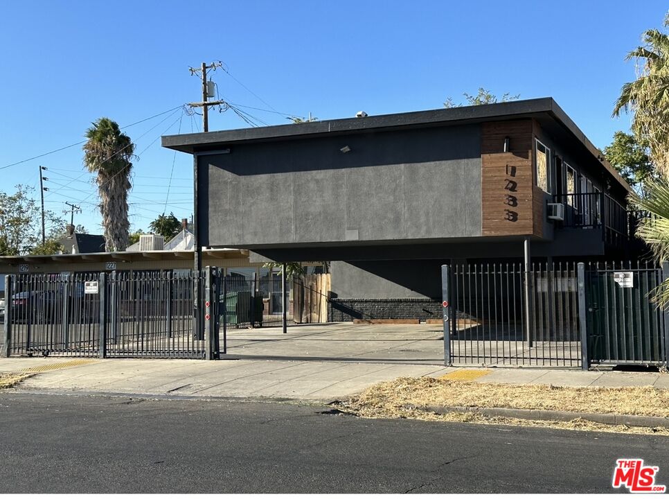 a view of a house with a outdoor space