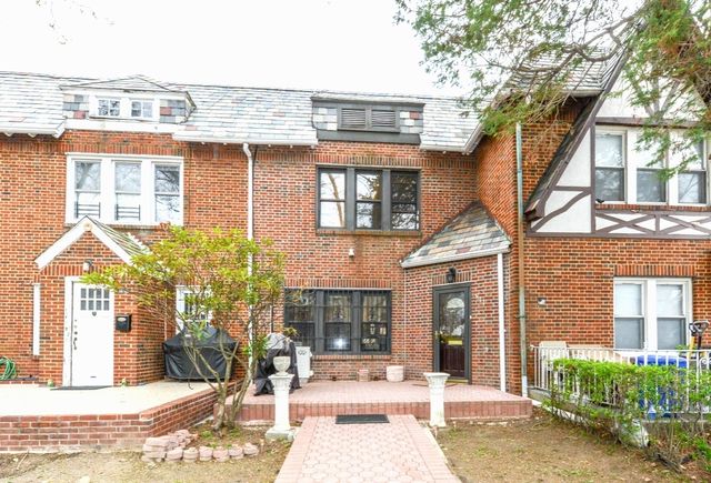 $4,400 | 68-14 Harrow Street | Forest Hills