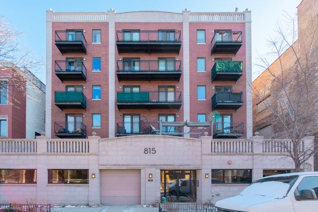 $450,000 | 815 North Marshfield Avenue, Unit 303 | East Village