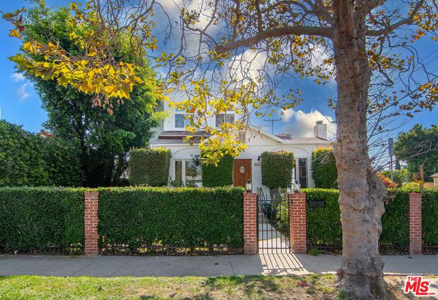 $2,348,000 | 6686 Drexel Avenue | Beverly Center-Miracle Mile