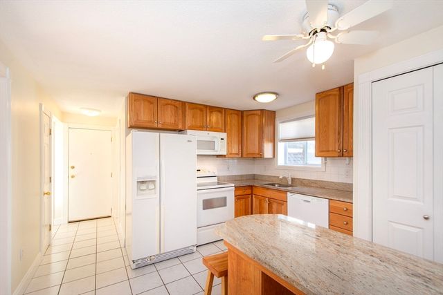 $2,500 | 5 Royal Dane Drive, Unit 38 | Marshfield Center