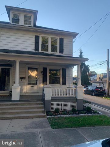 $1,850 | 410 South Cedar Street | Lititz