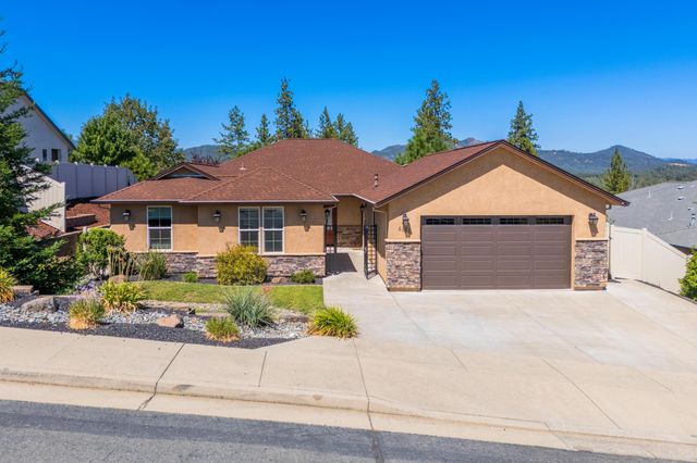 $649,900 | 4461 Risstay Way | Shasta Lake