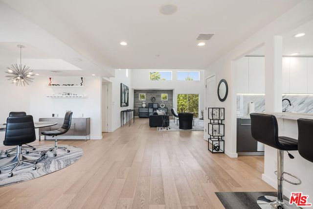 $1,865,000 | 1212 Ocean Park Boulevard, Unit 16 | Santa Monica