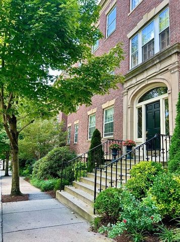 $1,890,000 | 28 Marshal Street, Unit 3 | Lawrence - Brookline