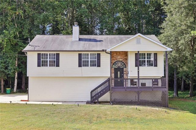 $349,000 | 509 Chestnut Oak Drive | Palmetto