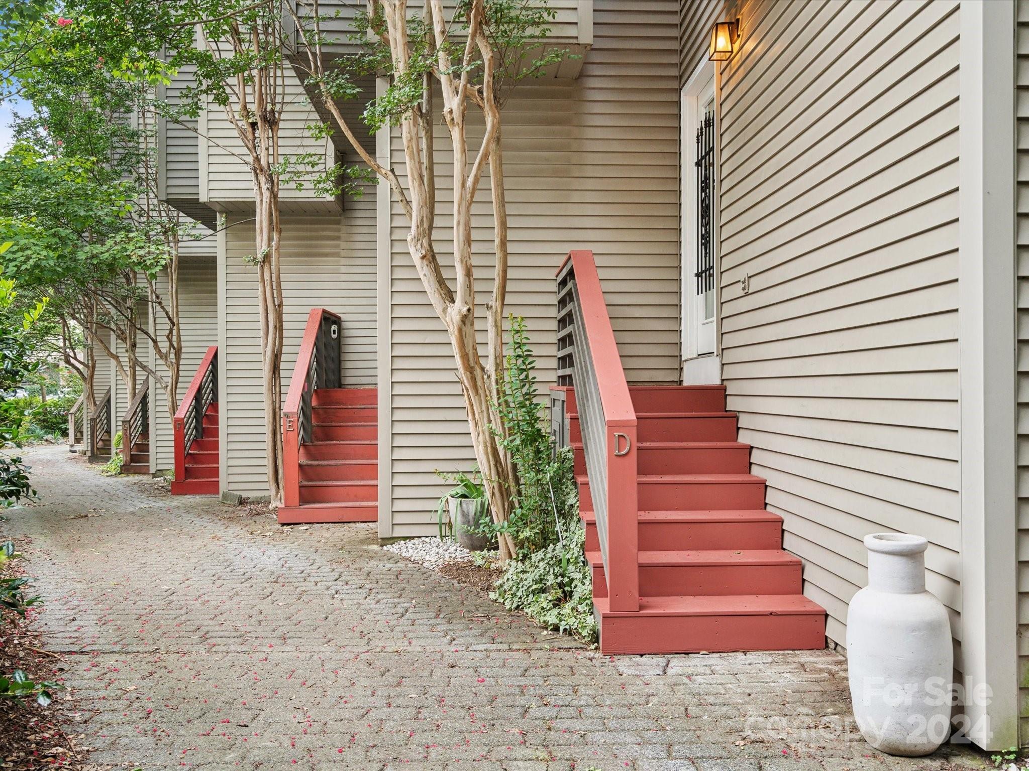 a view of a back side deck area