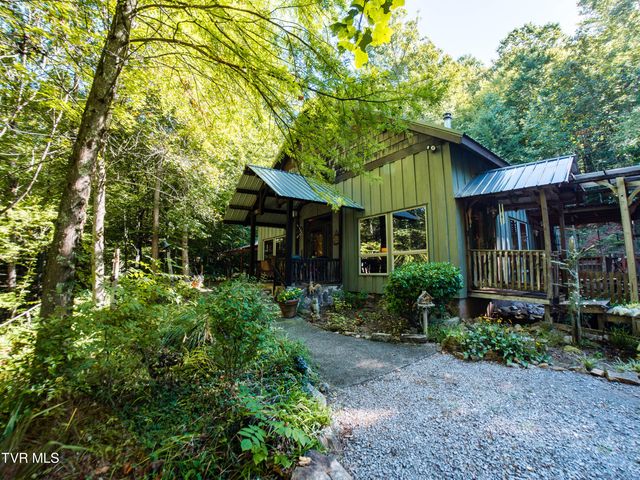 $675,000 | 1736 War Valley Road