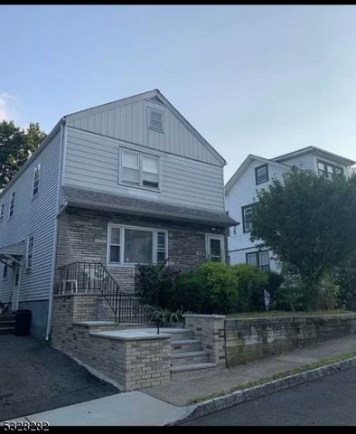 $2,350 | 12 Rosedale Avenue | Montclair South End