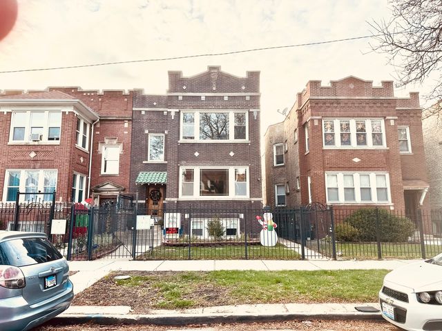 $1,950 | 3046 North Keating Avenue, Unit 1 | Belmont Cragin