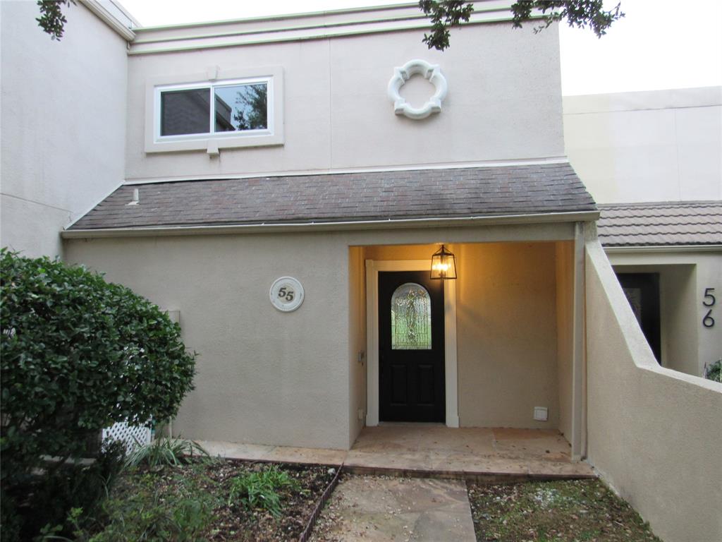 a view of front door