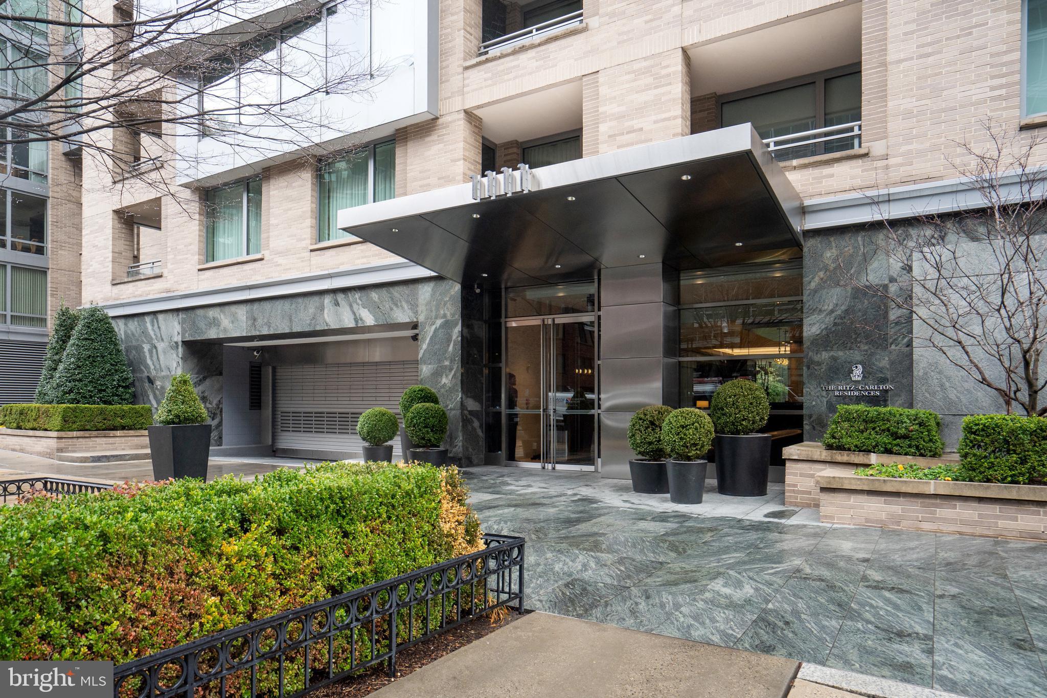 The Ritz Residences - 1111 23rd Street NW