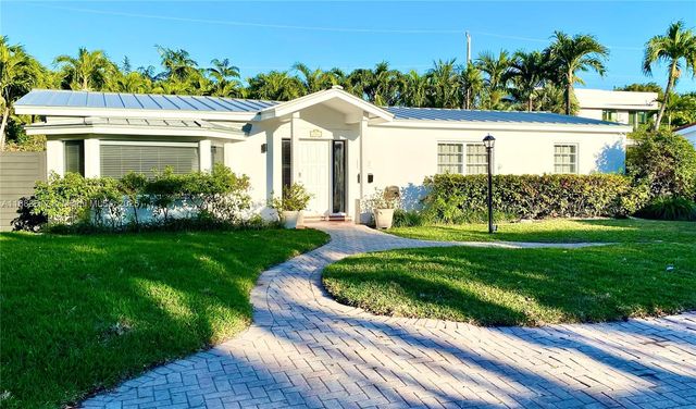 $15,900 | 255 Ridgewood Road | Key Biscayne