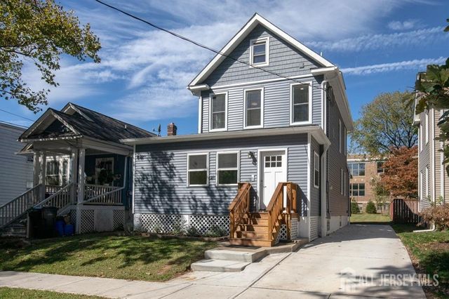 $710,000 | 307 Wayne Street | Highland Park