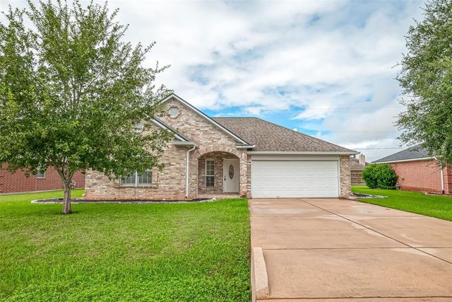 $330,000 | 8705 Rowen Court | Needville