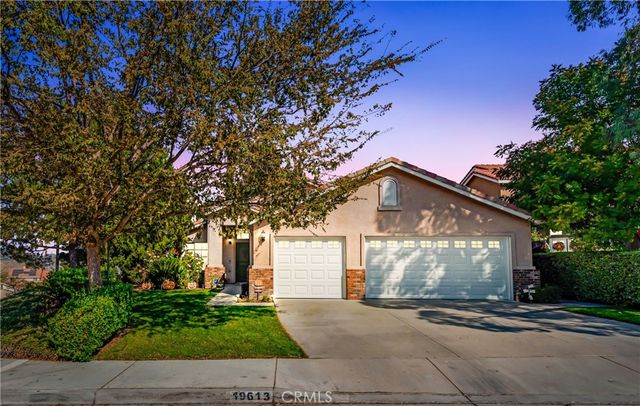 $914,900 | 19613 Sunrise Lane | Canyon View Estates