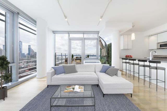 $10,153 | 554 West 54th Street, Unit 25T | Hell's Kitchen