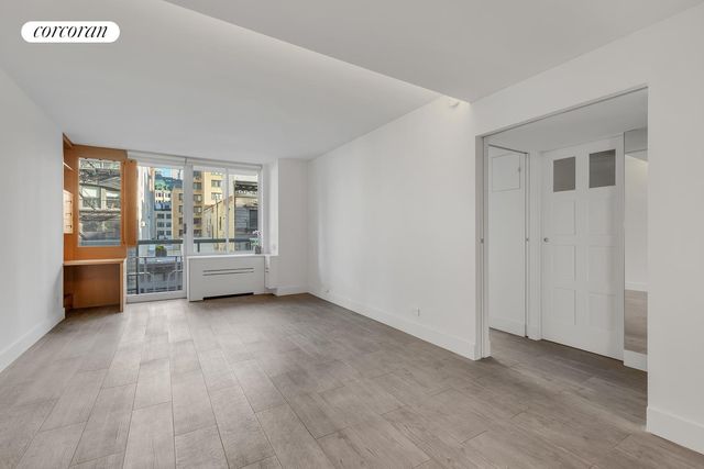 $5,595 | 22 West 15th Street, Unit 6E | Flatiron