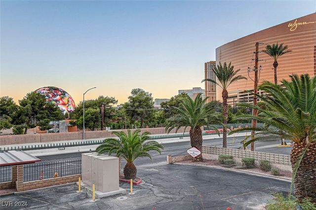 $1,450 | 350 East Desert Inn Road, Unit A202 | The Strip