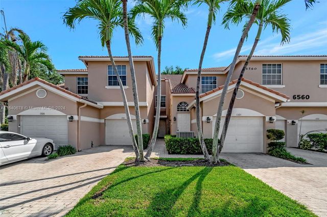 $480,000 | 6560 Villa Sonrisa Drive, Unit 1311 | Boca del Mar