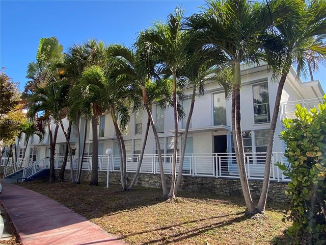 $3,600 | 6865 Bay Drive, Unit 8 | Normandy Isle