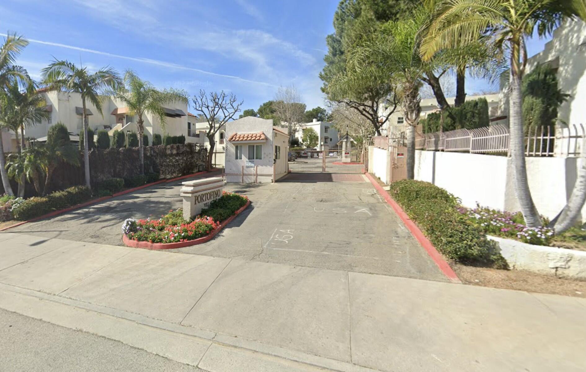 a view of outdoor space yard and patio