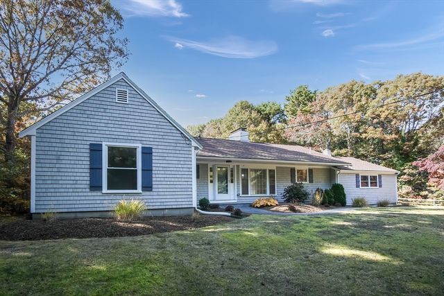 $769,000 | 1204 Old Post Road | Baxter Neck