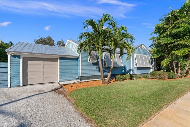 $515,000 | 1716 22nd Street | Vero Beach