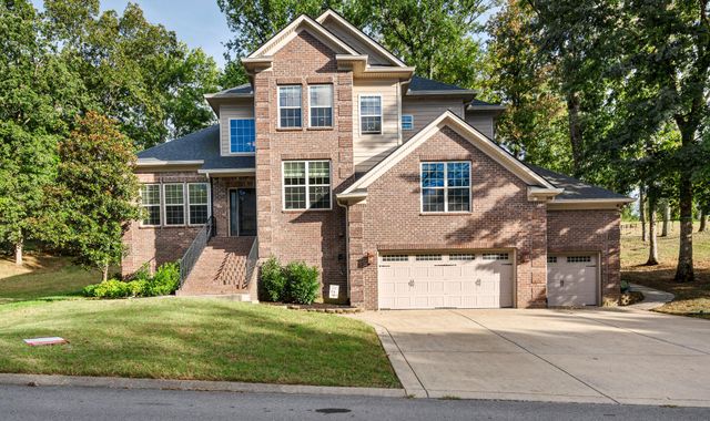 $815,000 | 173 Spy Glass Way | Hendersonville