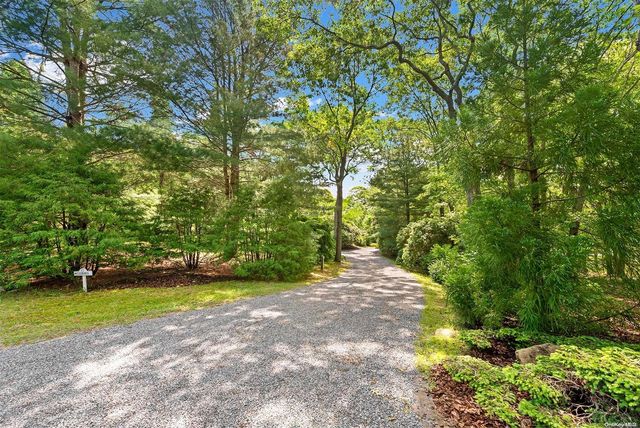 $1,785,000 | 12 Rivers Road | Northwest Woods