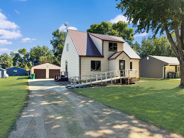 $165,000 | 3254 Robinson Street | Fairview Township - Lyon County