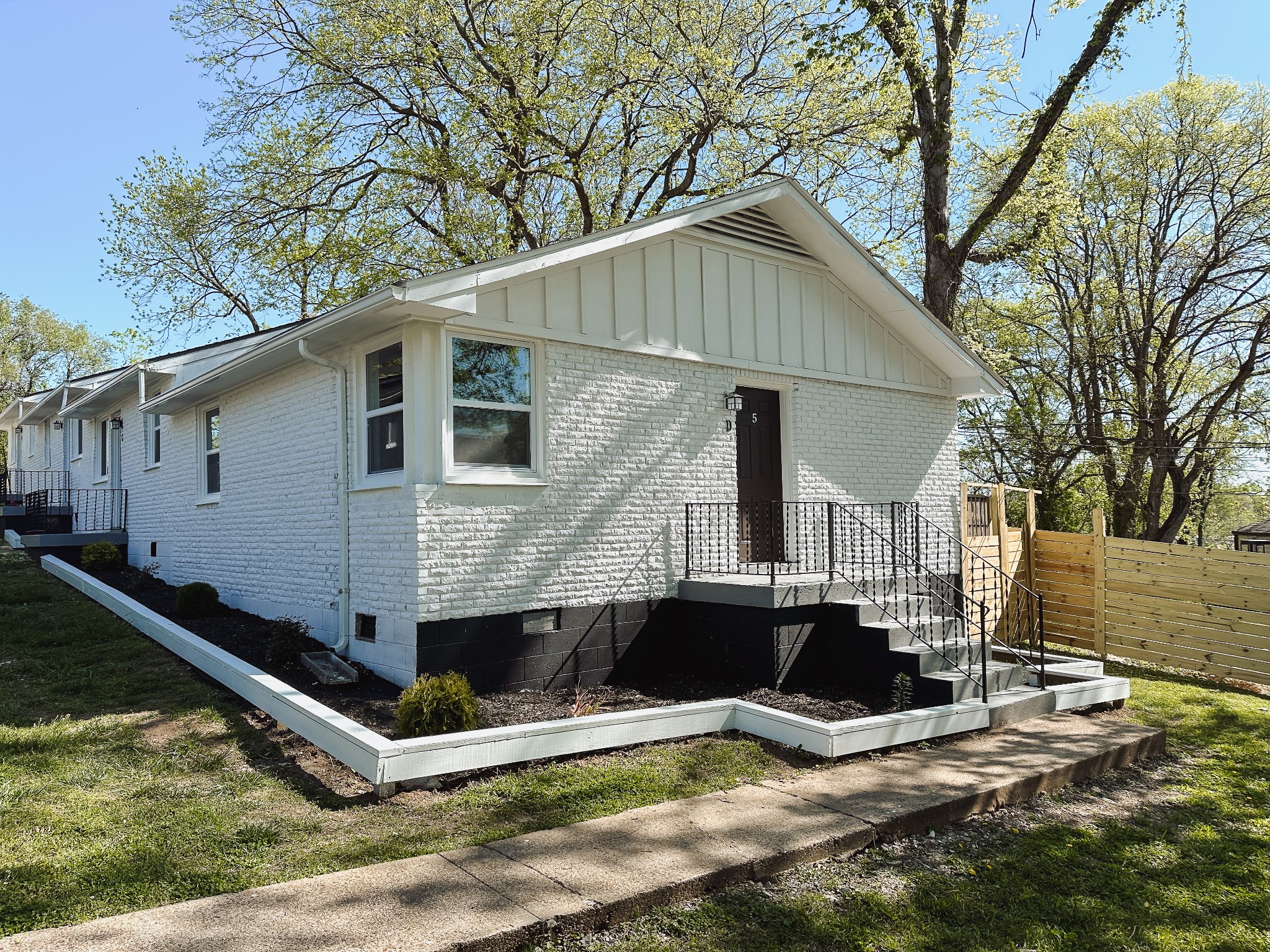 a front view of house with yard