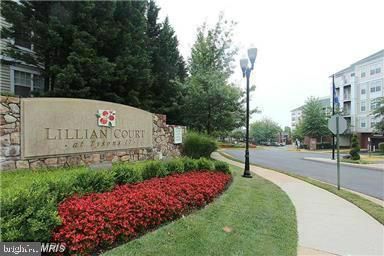 $2,300 | 1645 International Drive, Unit 210 | Lillian Court