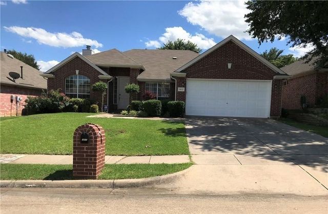 $2,800 | 1817 Arrow Wood Drive | Shadowridge South