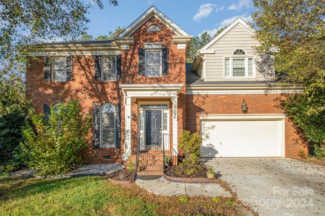 $475,000 | 4094 Deerfield Drive Northwest | Davidson - Kannapolis