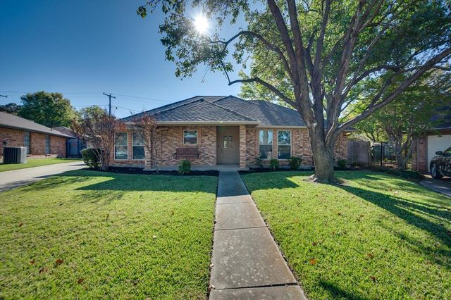 $339,000 | 3420 Malibu Court | Southwest Arlington