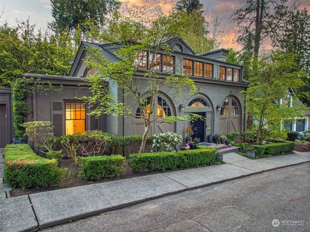 $2,495,000 | 205 40th Avenue East | Denny Blaine