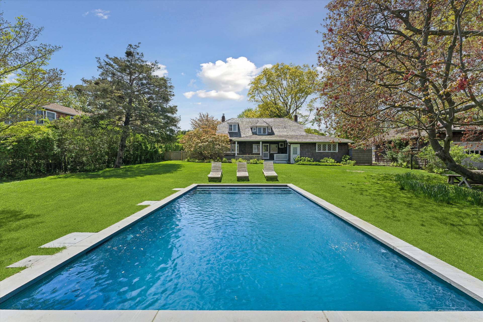 a view of an outdoor space and a yard