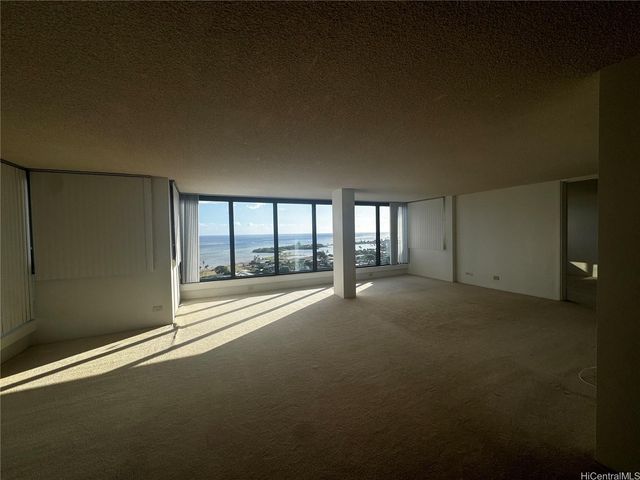 $3,500 | 250 Kawaihae Street, Unit 16A | West Marina