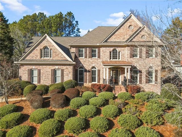 $1,000,000 | 2773 Carillon Crossing | Northampton